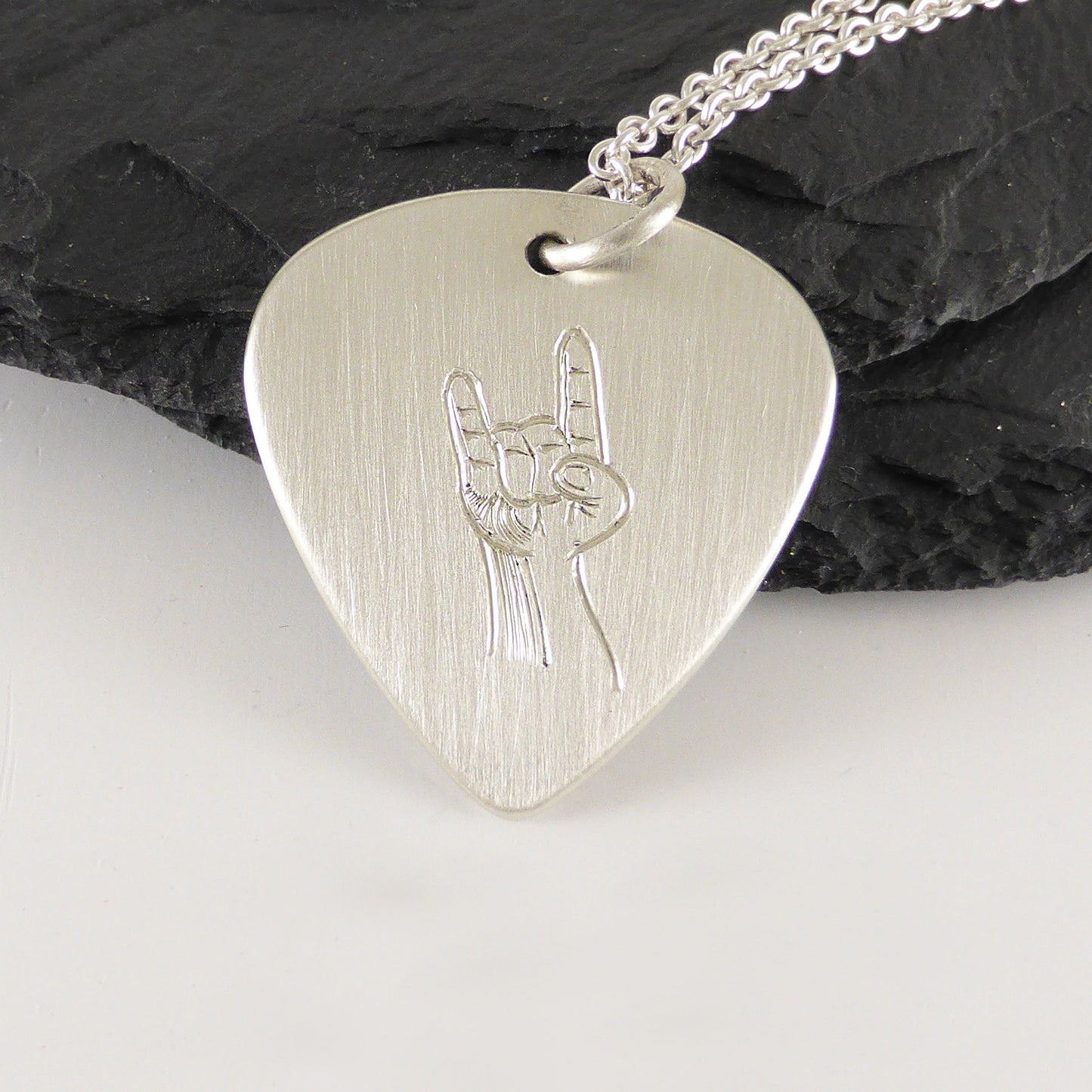 PLEKTRON MIT ANKERKETTE • SILBER