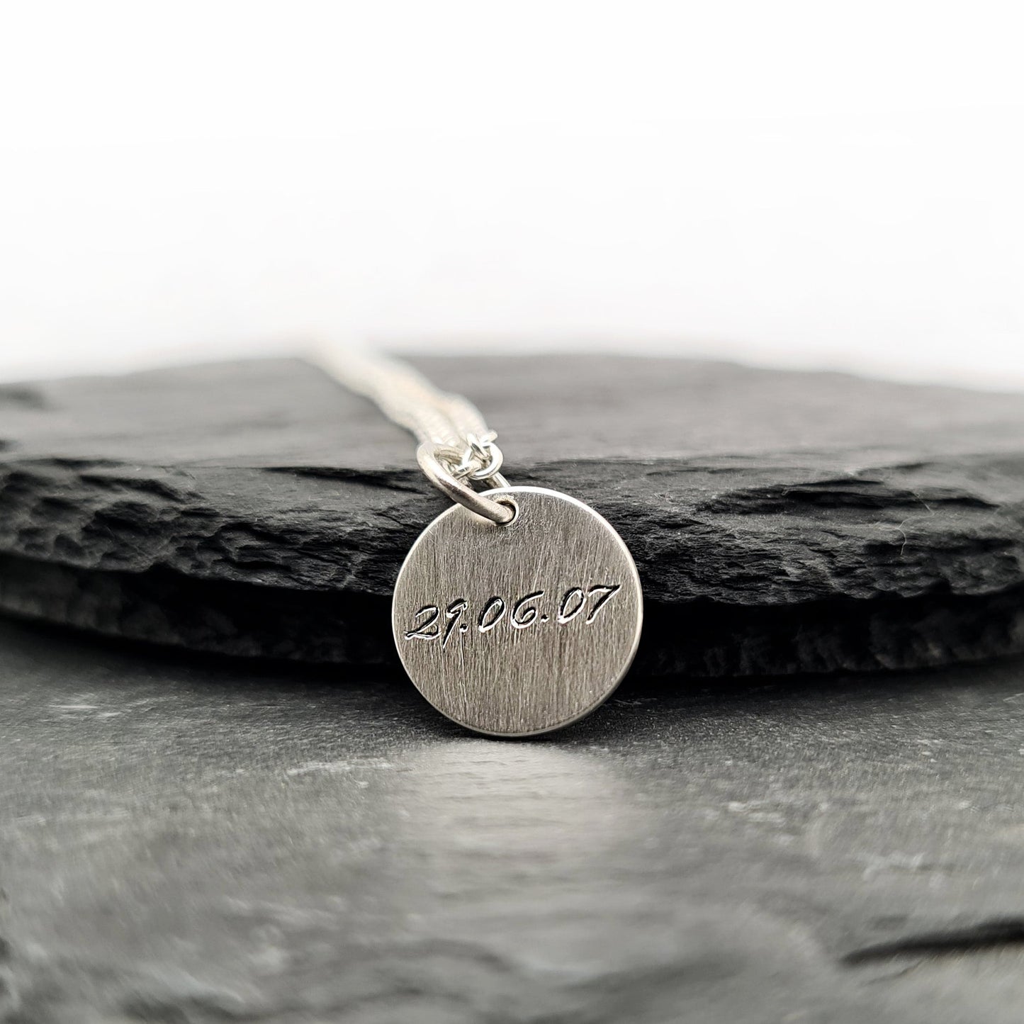 Gravierter Anhänger 12mm mit Ankerkette