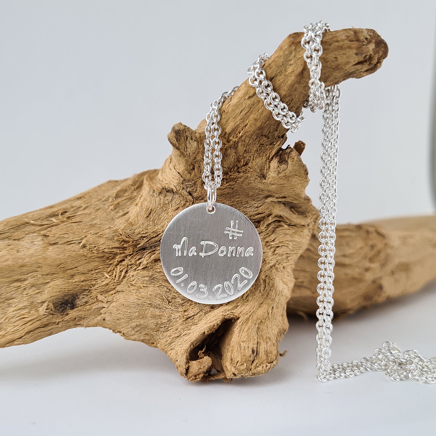 Personalisierter Anhänger 20mm mit Ankerkette