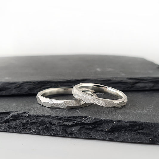 FACETS SMAL • RINGPAAR SILBER